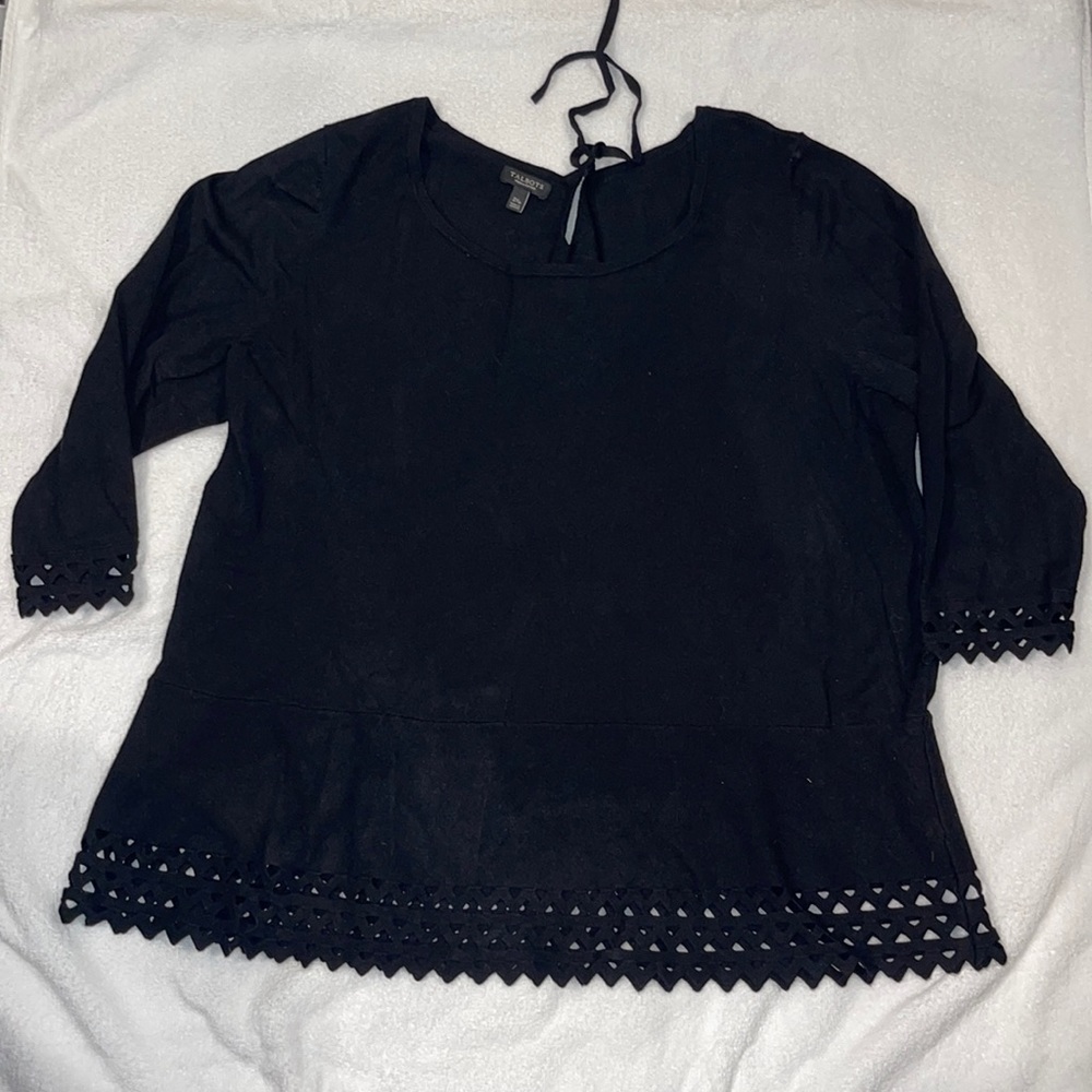 TALBOTS SWEATER Black- 2XP WP with cut-outs at sleeve and bottom hem.